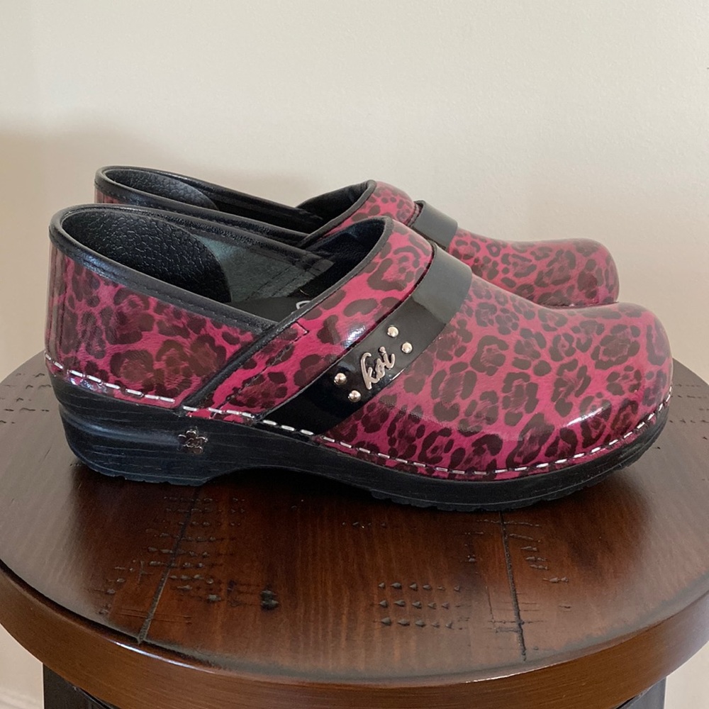 Koi by Sanita Pink Leopard Patent Clogs